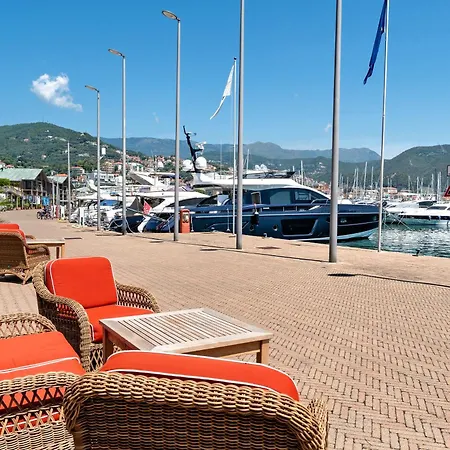 Riviera Mare