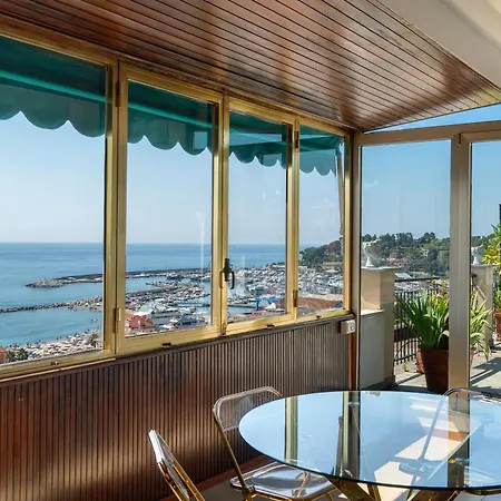 Riviera Mare 公寓 瓦拉泽
